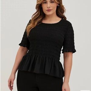 Torrid Black Crinkle Chiffon Smocked Top Size 4X NWT